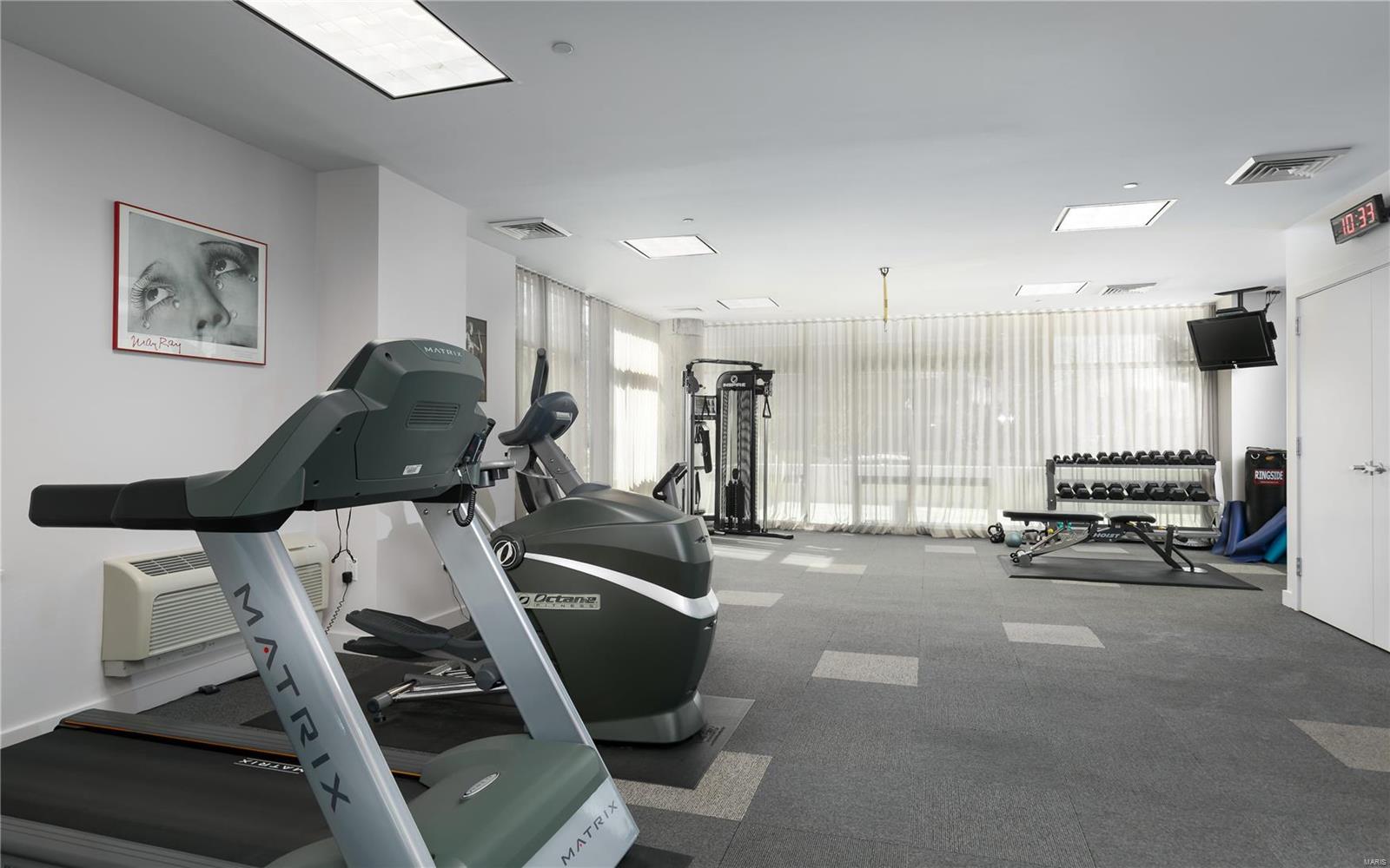 4545 LINDELL CONDOMINIUM - Residential