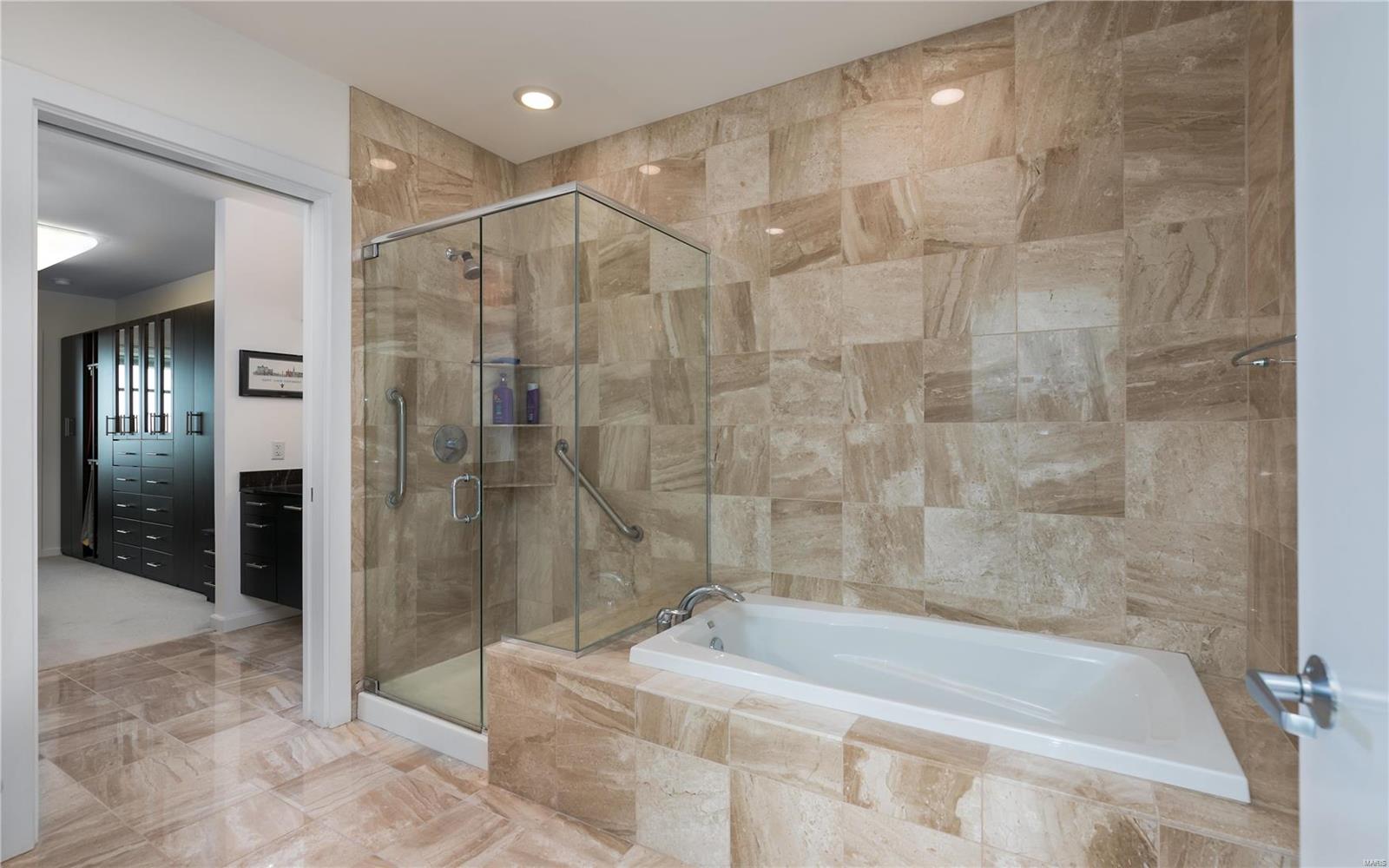 4545 LINDELL CONDOMINIUM - Residential