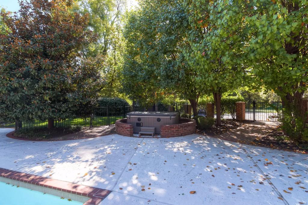 Brentmoor - Residential