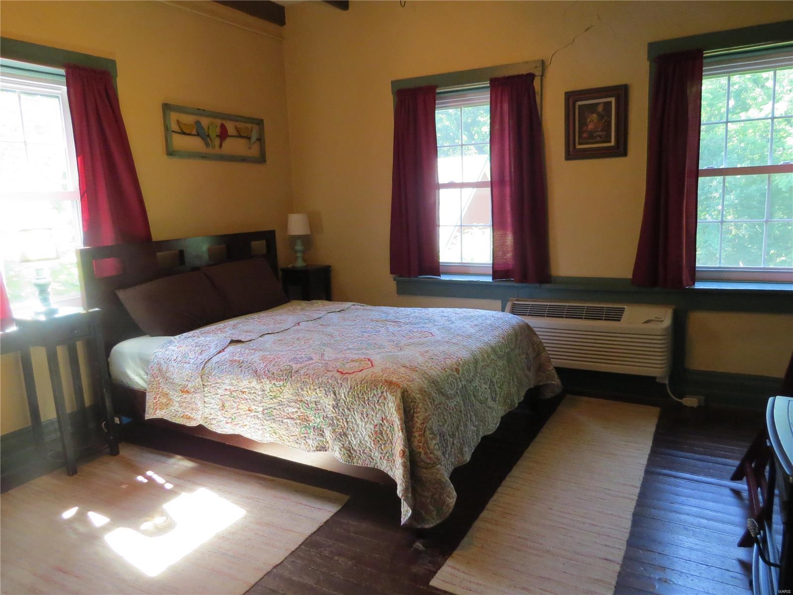 NA - Commercial Sale