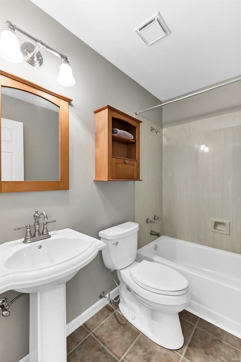 Log Hill 2 - Residential