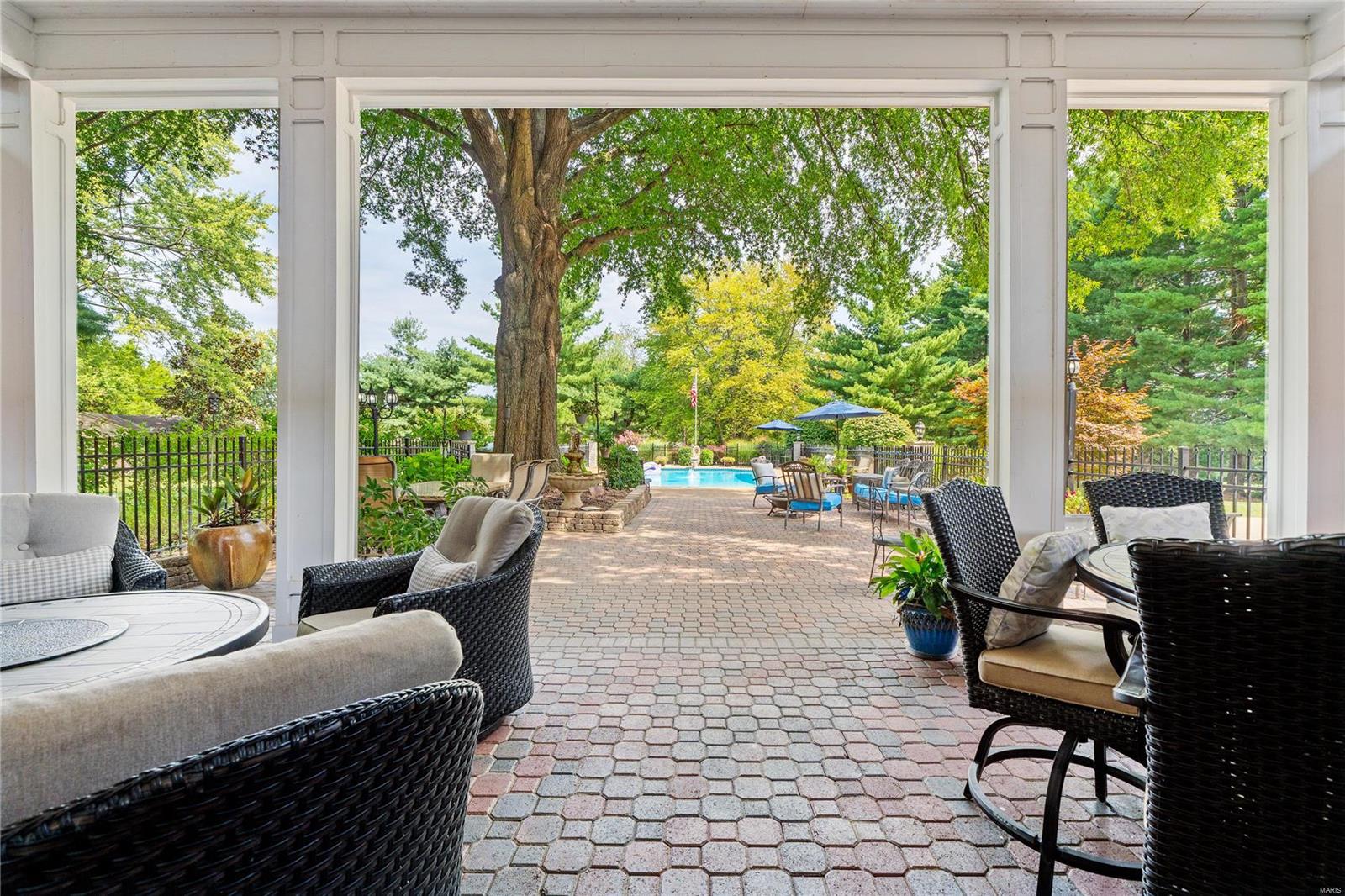 Fox Meadows - Residential