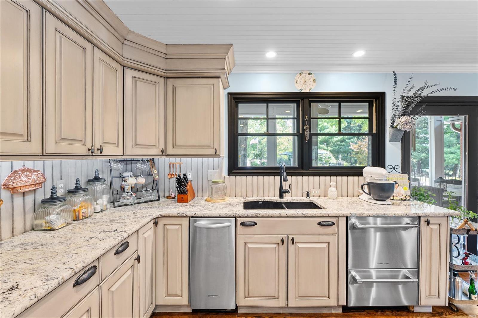 Fox Meadows - Residential