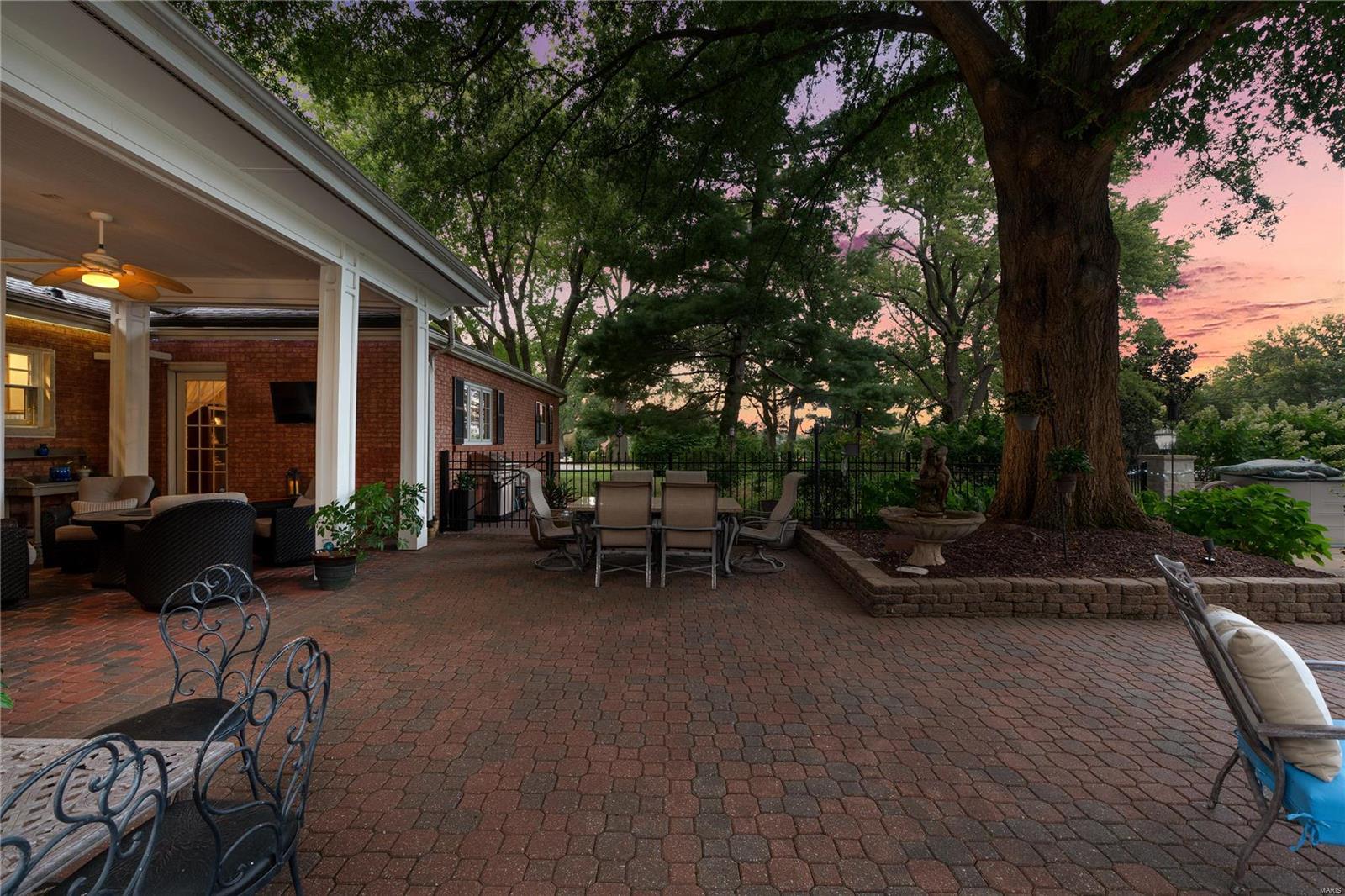 Fox Meadows - Residential