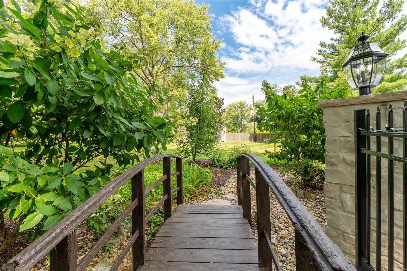 Fox Meadows - Residential