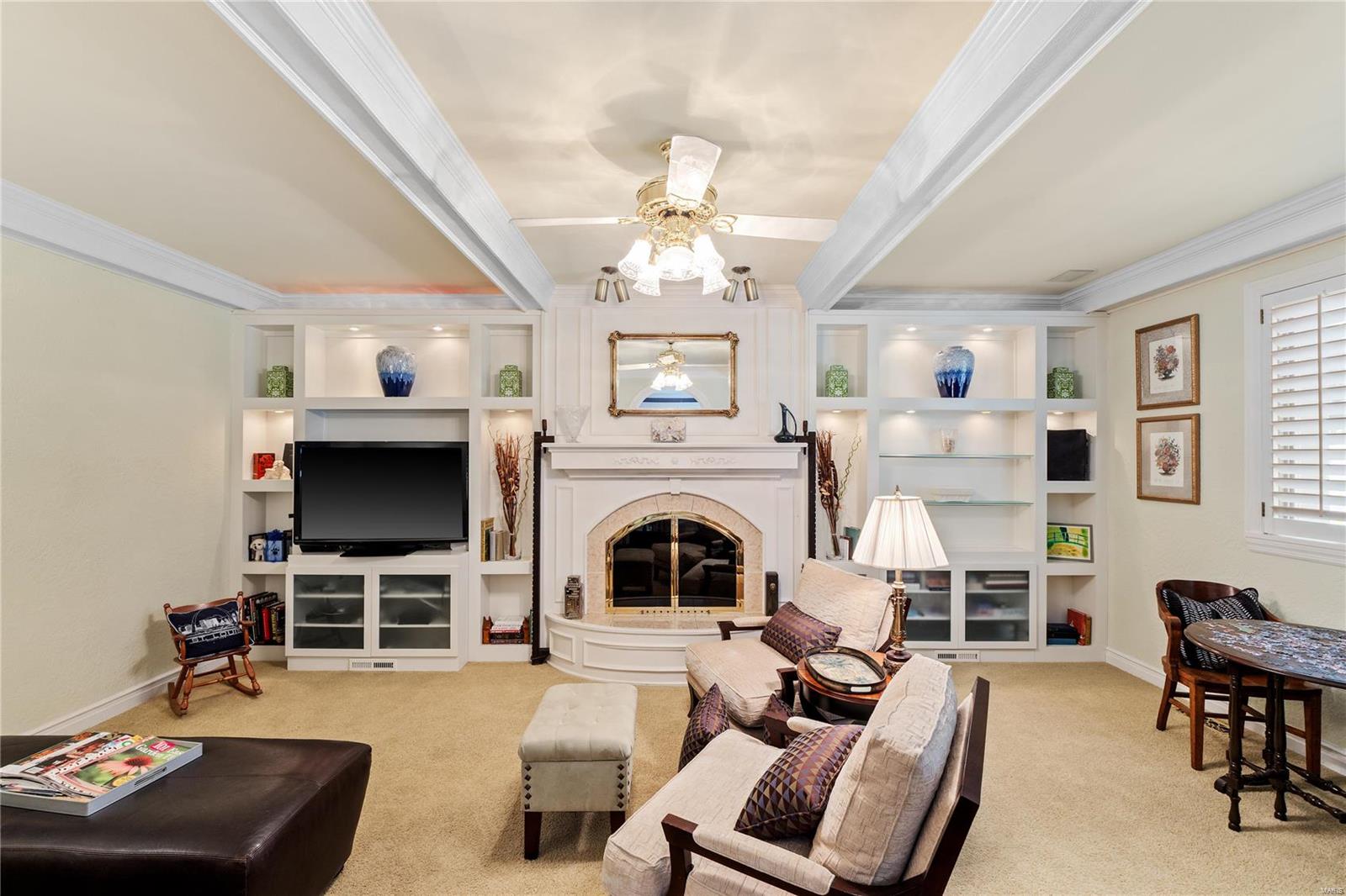 Fox Meadows - Residential