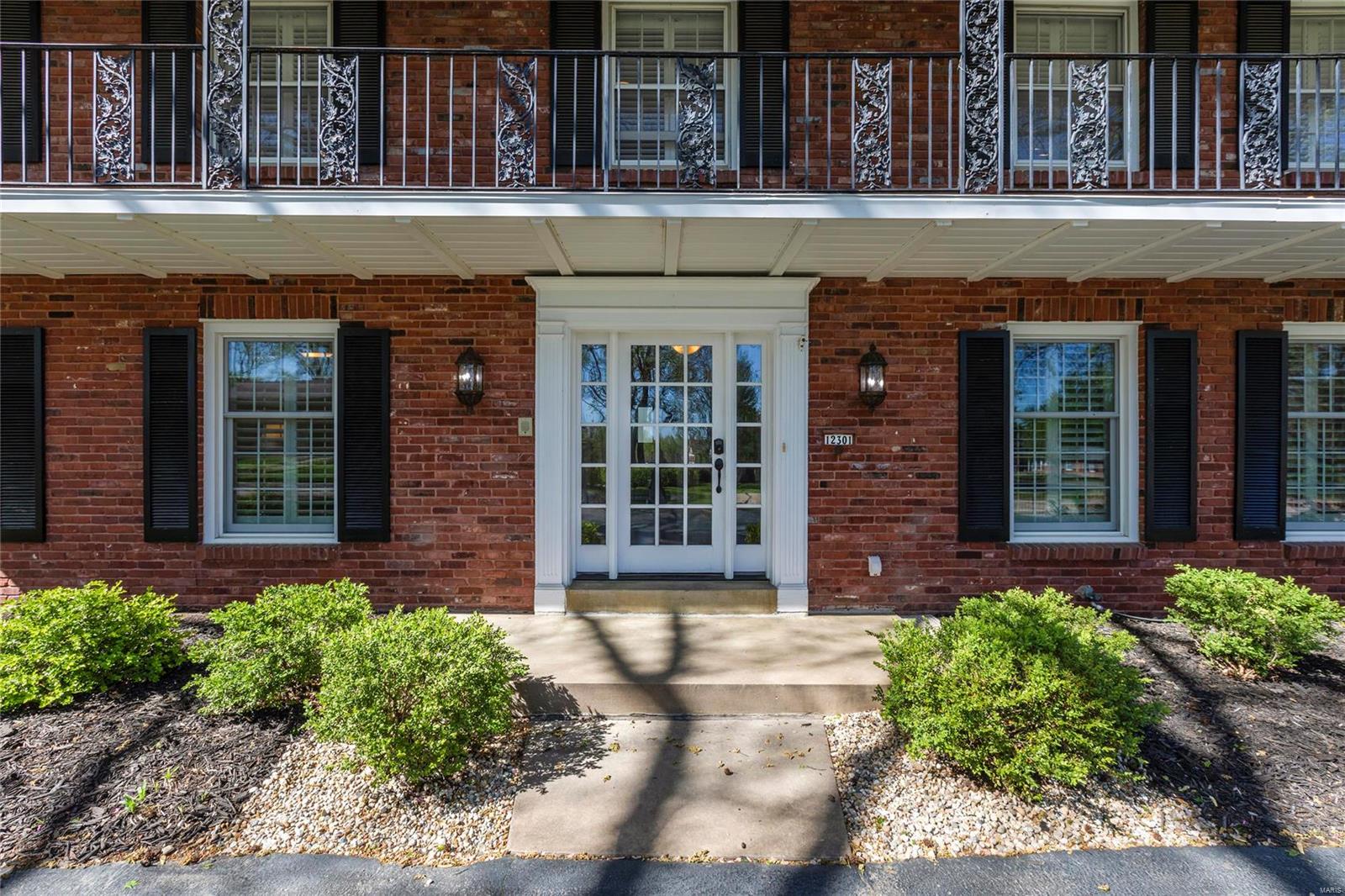 Berkley Manor - Residential