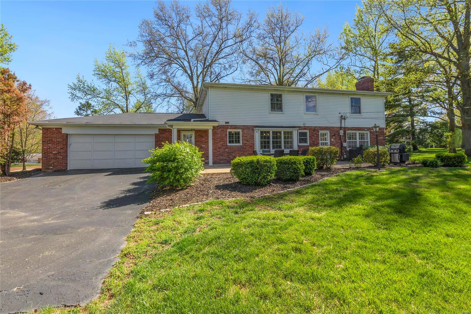 Berkley Manor - Residential