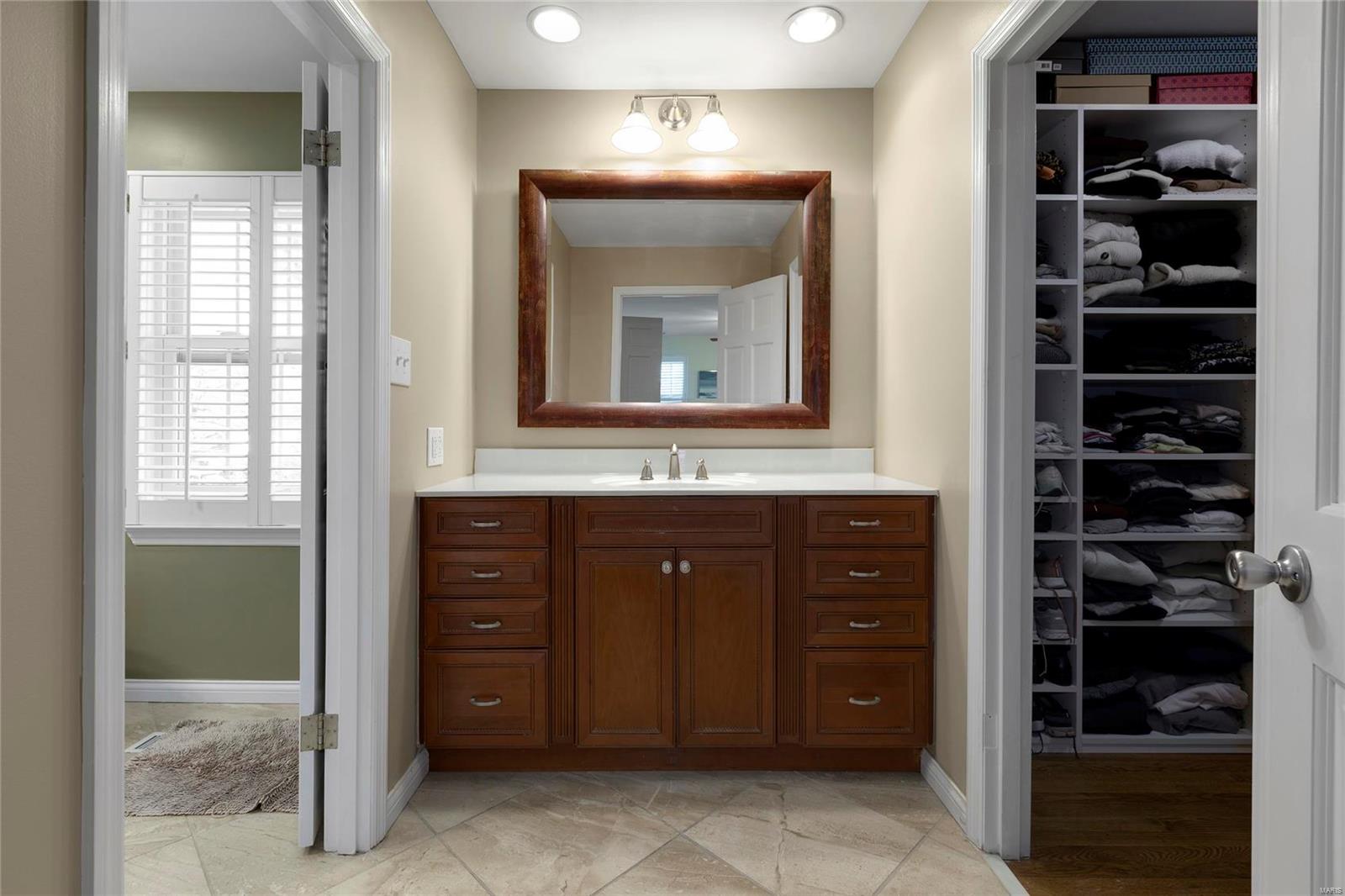 Berkley Manor - Residential