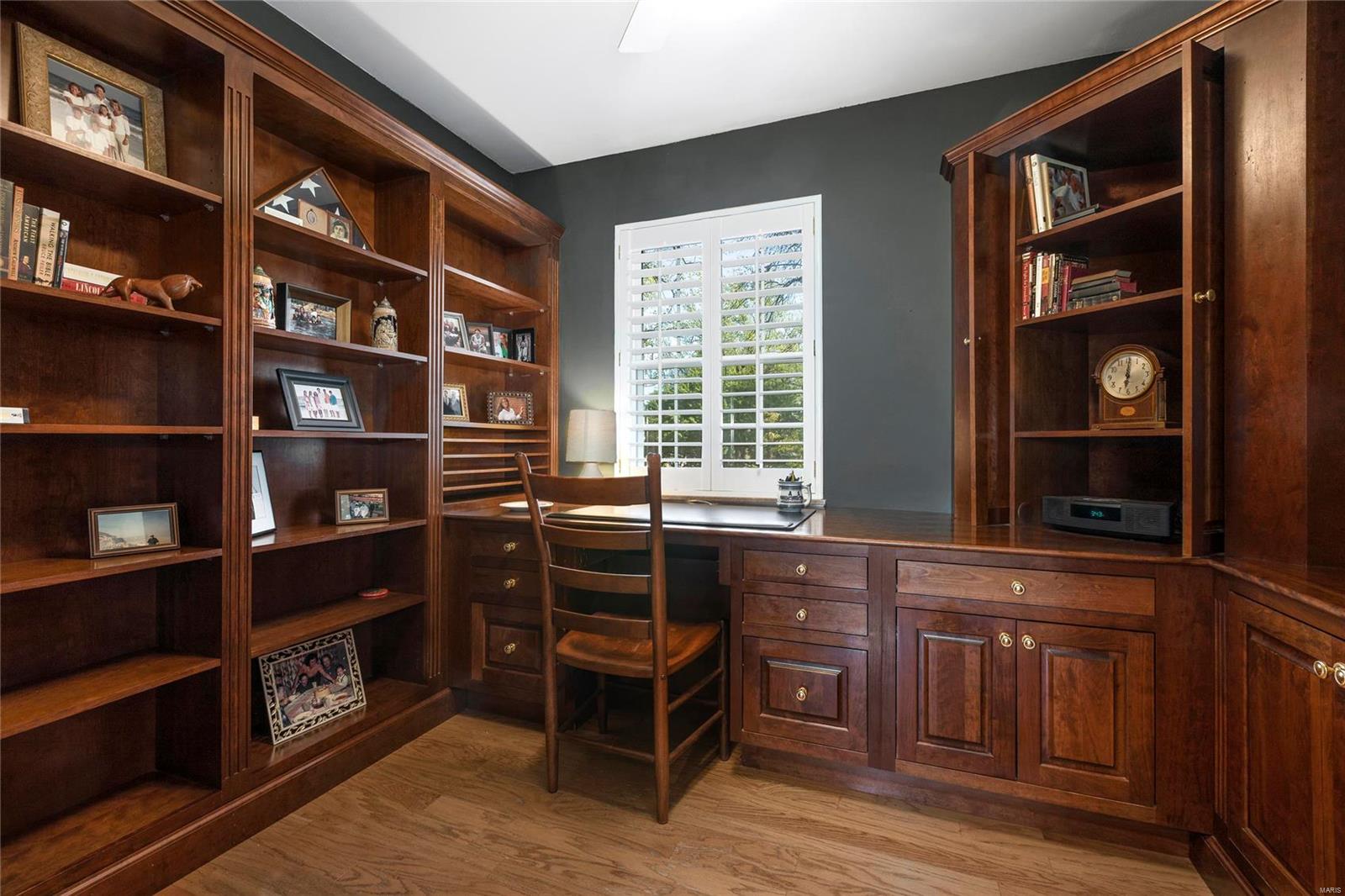 Berkley Manor - Residential