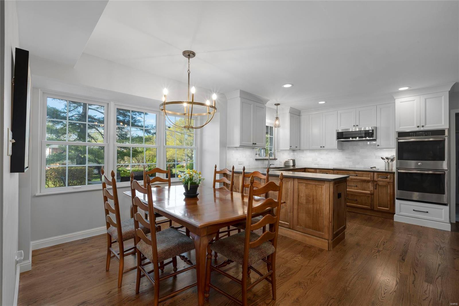 Berkley Manor - Residential