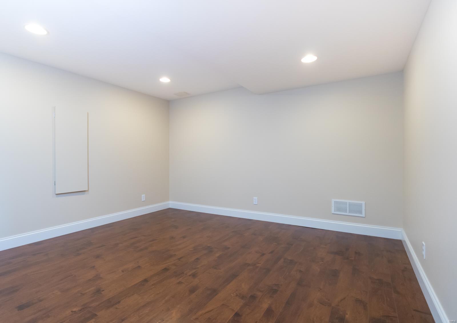 Westhampton Woods 2 - Residential