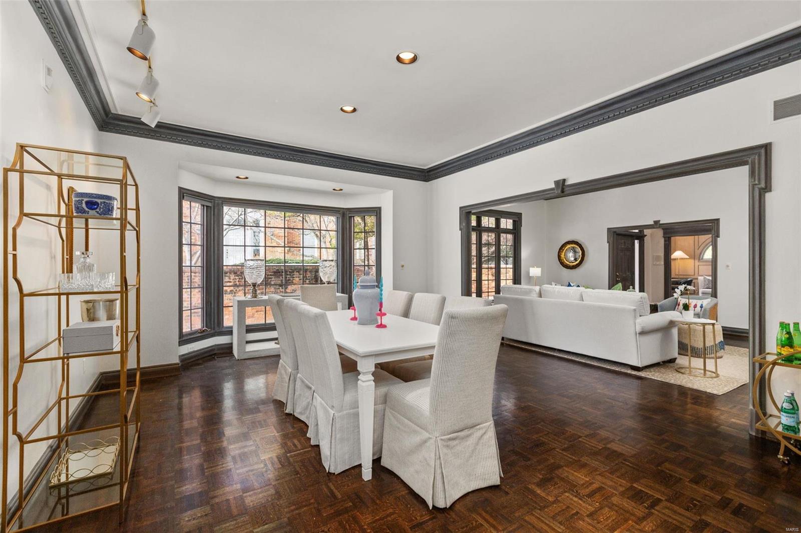 Sedgwick Place Condo - Residential