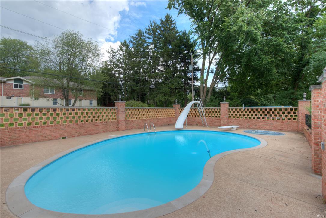 Chaminade Park - Residential