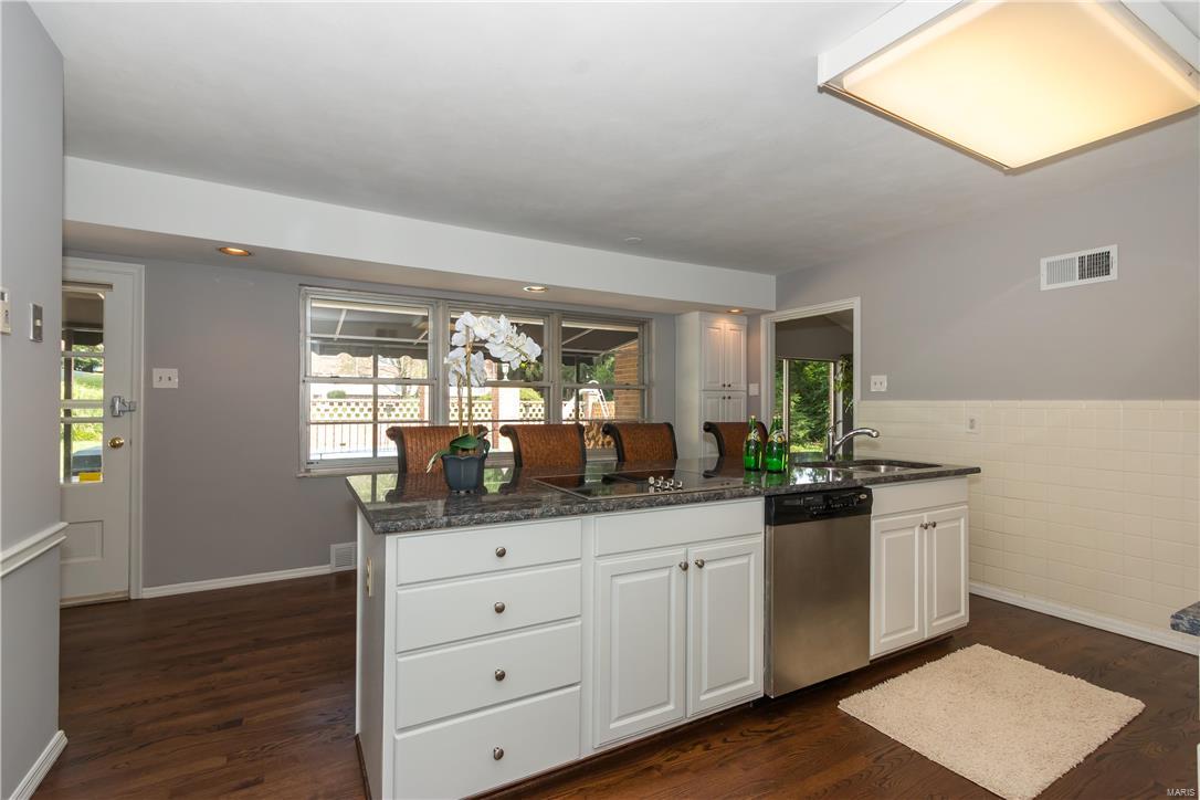 Chaminade Park - Residential