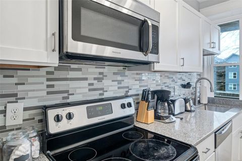 4135 Shaw Boulevard St Louis MO 63110