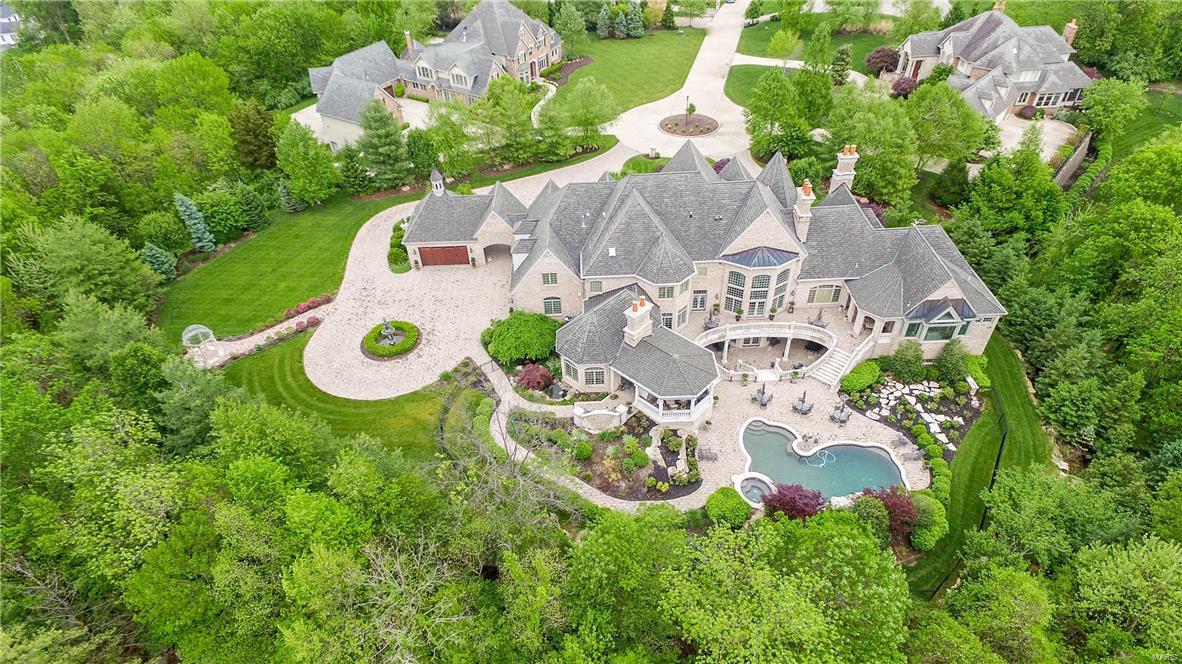 Estates At Pacland Place - Residential