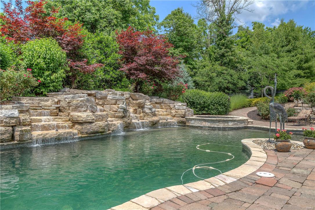 Estates At Pacland Place - Residential