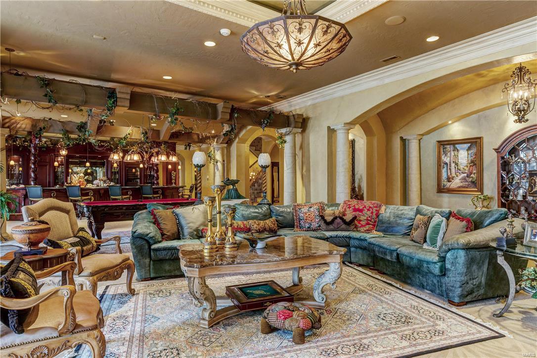 Estates At Pacland Place - Residential