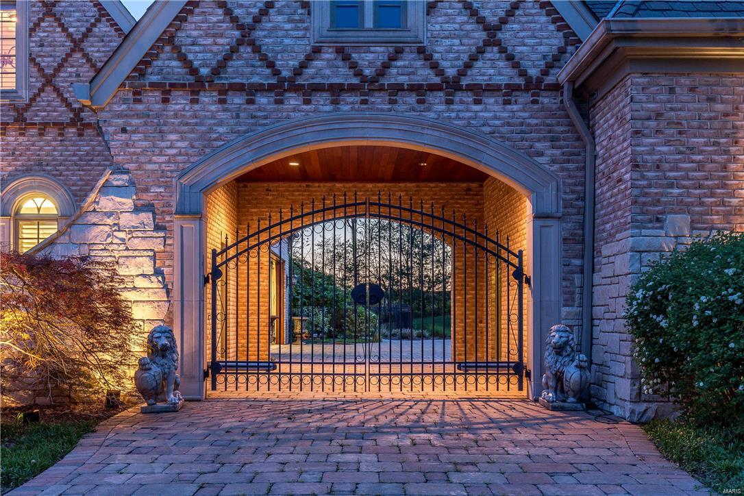 Estates At Pacland Place - Residential