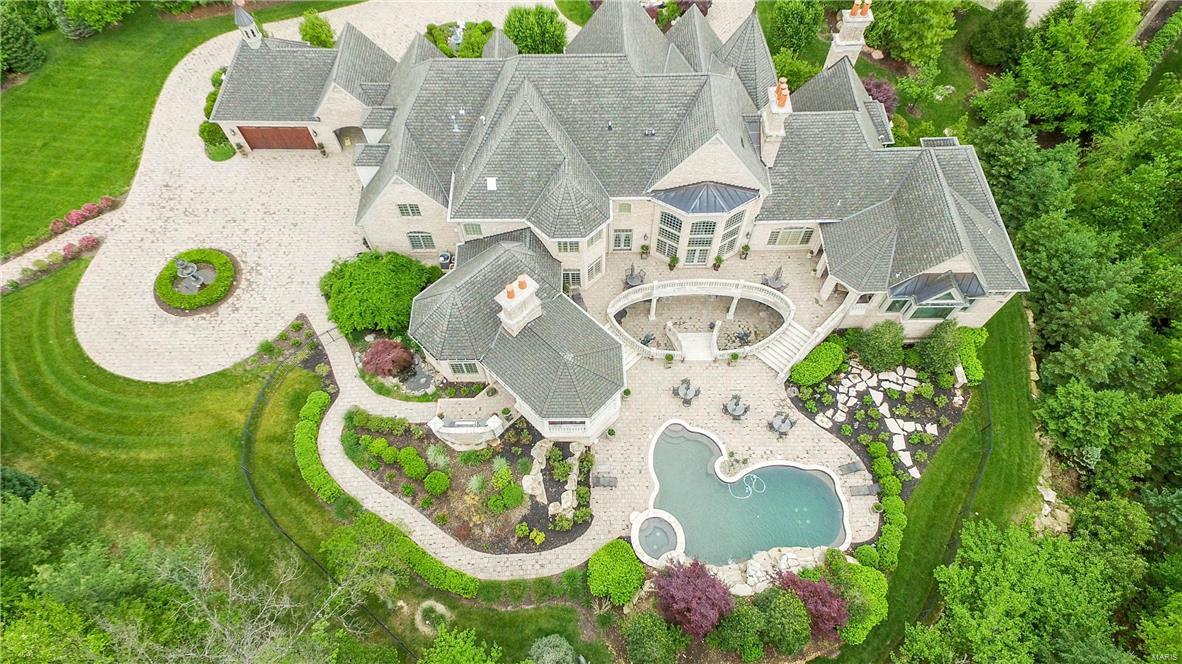 Estates At Pacland Place - Residential