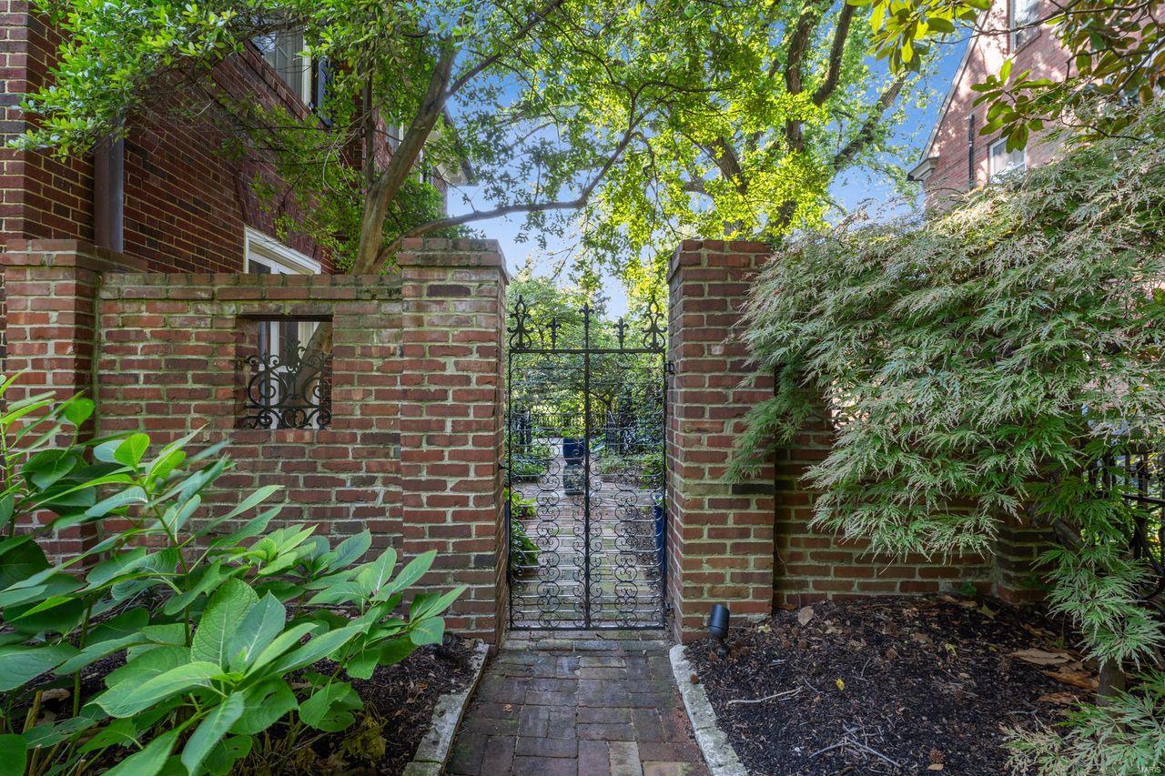 Skinker Heights - Residential