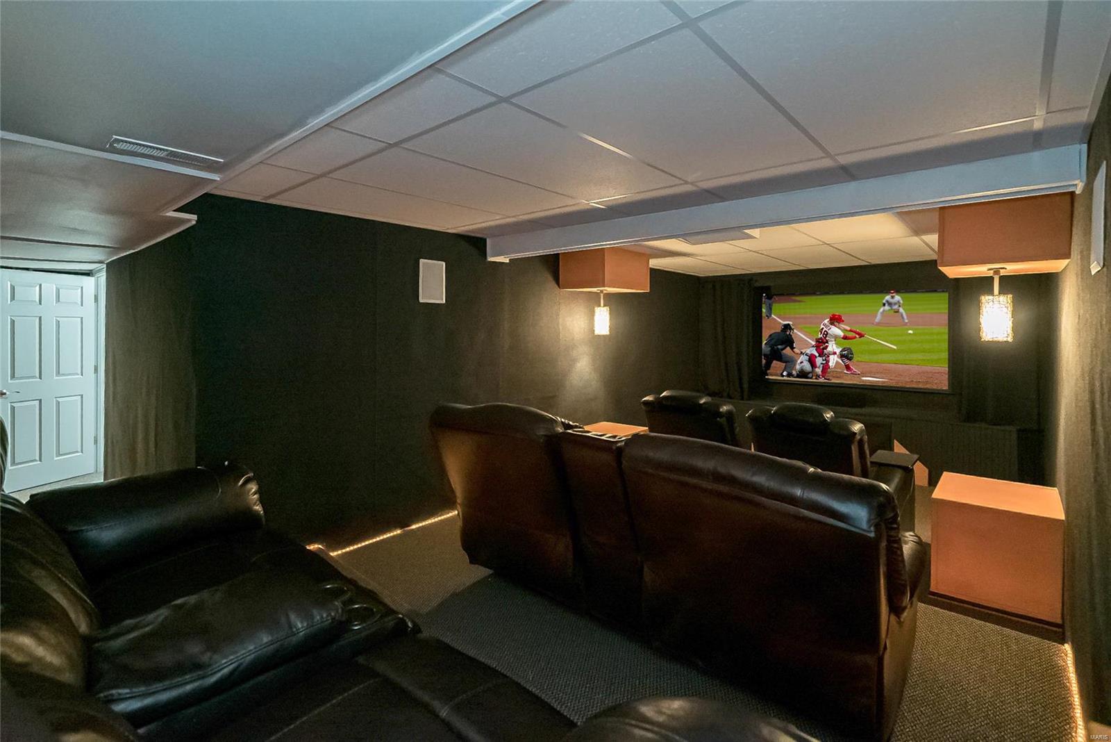 Avondale Heights #9 - Residential