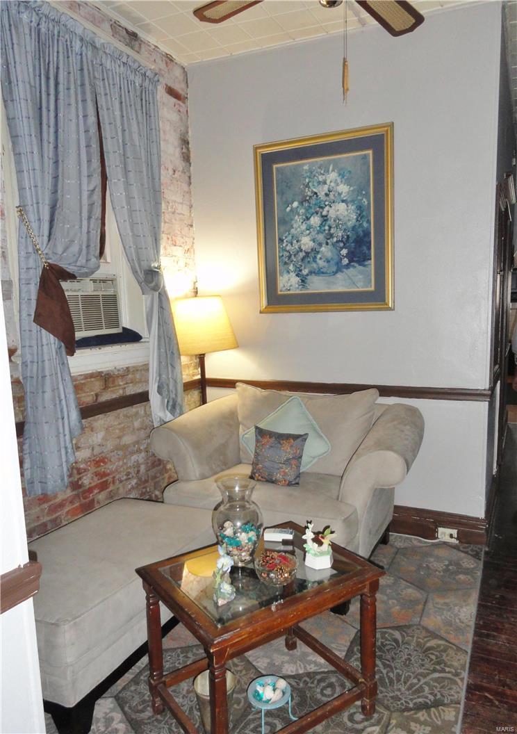 St Louis Commons Add - Residential Income