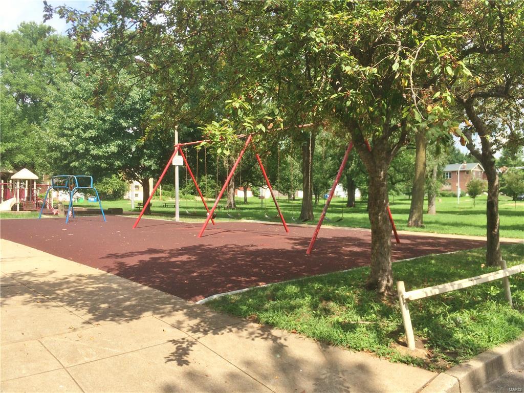 St Louis Commons Add - Residential Income