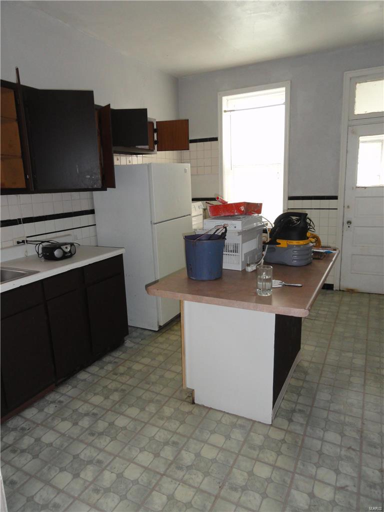 St Louis Commons Add - Residential Income