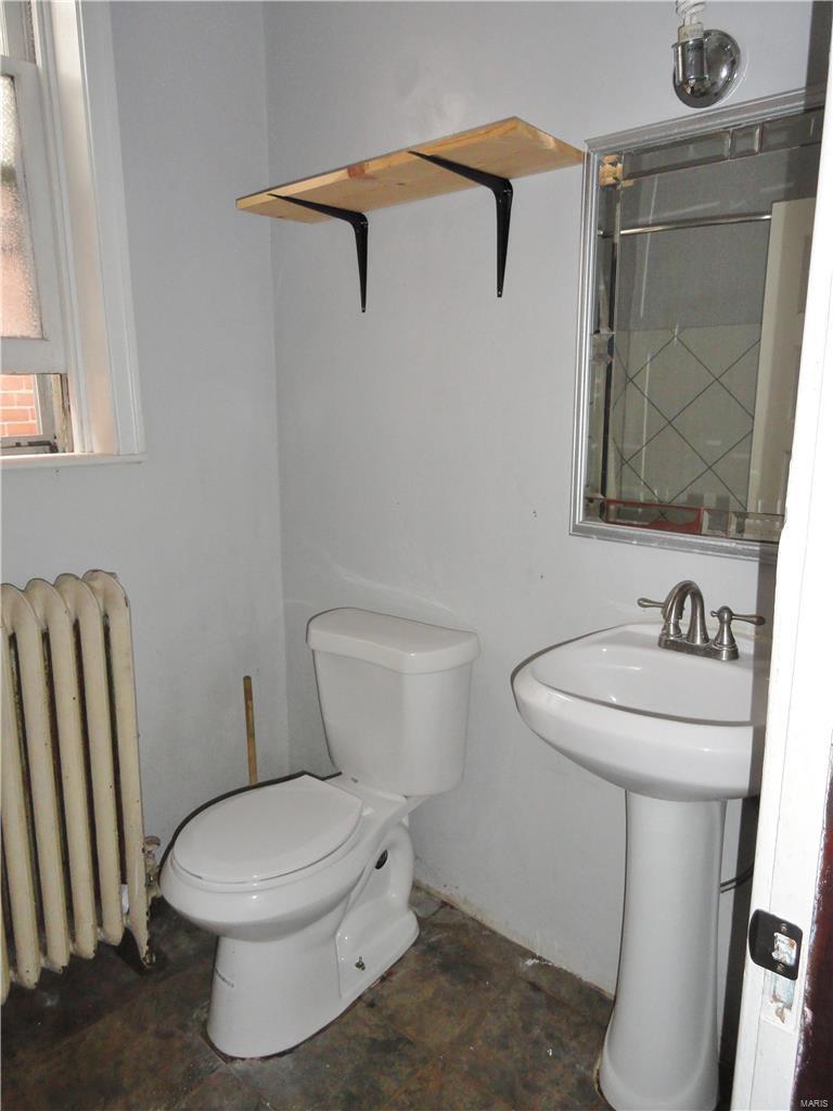 St Louis Commons Add - Residential Income