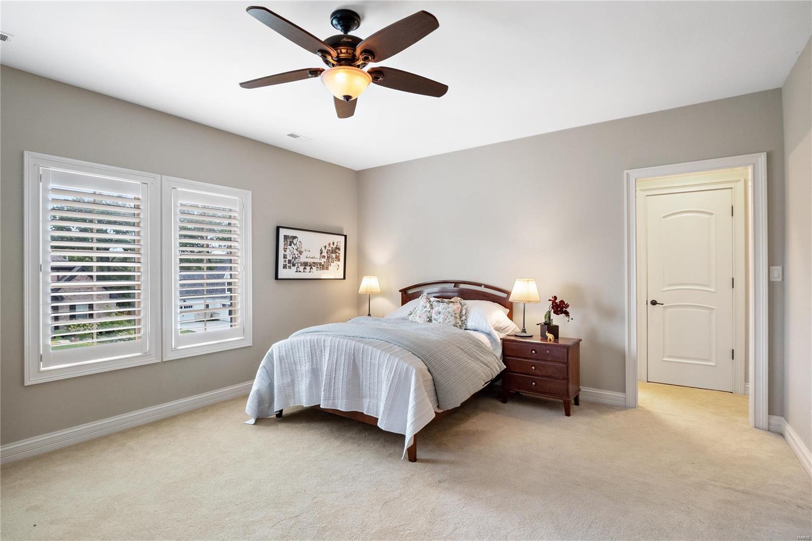 Ladue Court Villas - Residential