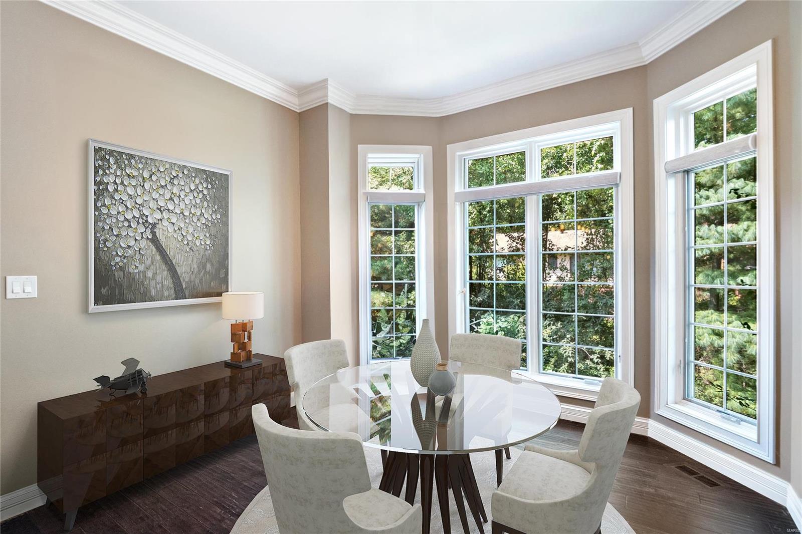 Ladue Court Villas - Residential