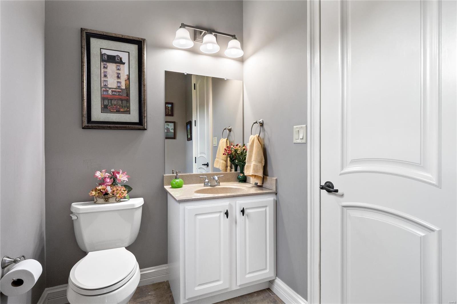 Ladue Court Villas - Residential