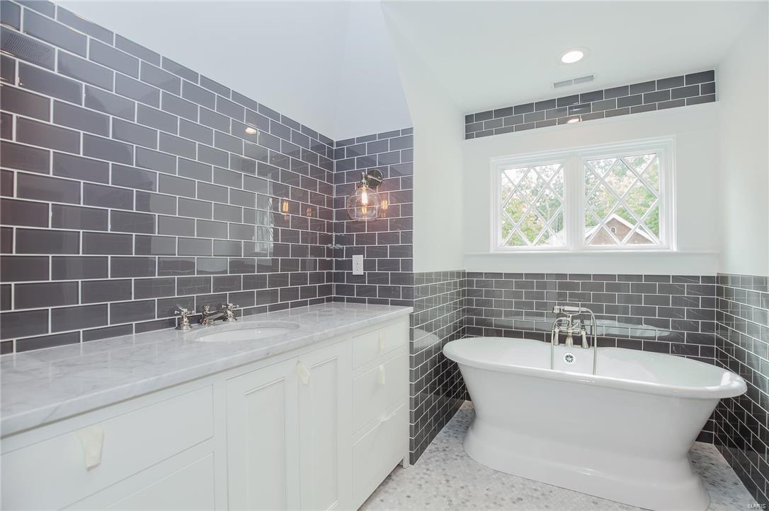 Forsyth Place - Residential