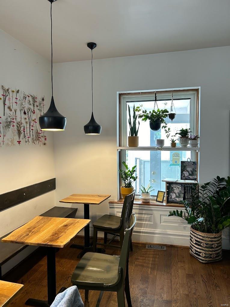 Zeta Dell - Commercial Sale