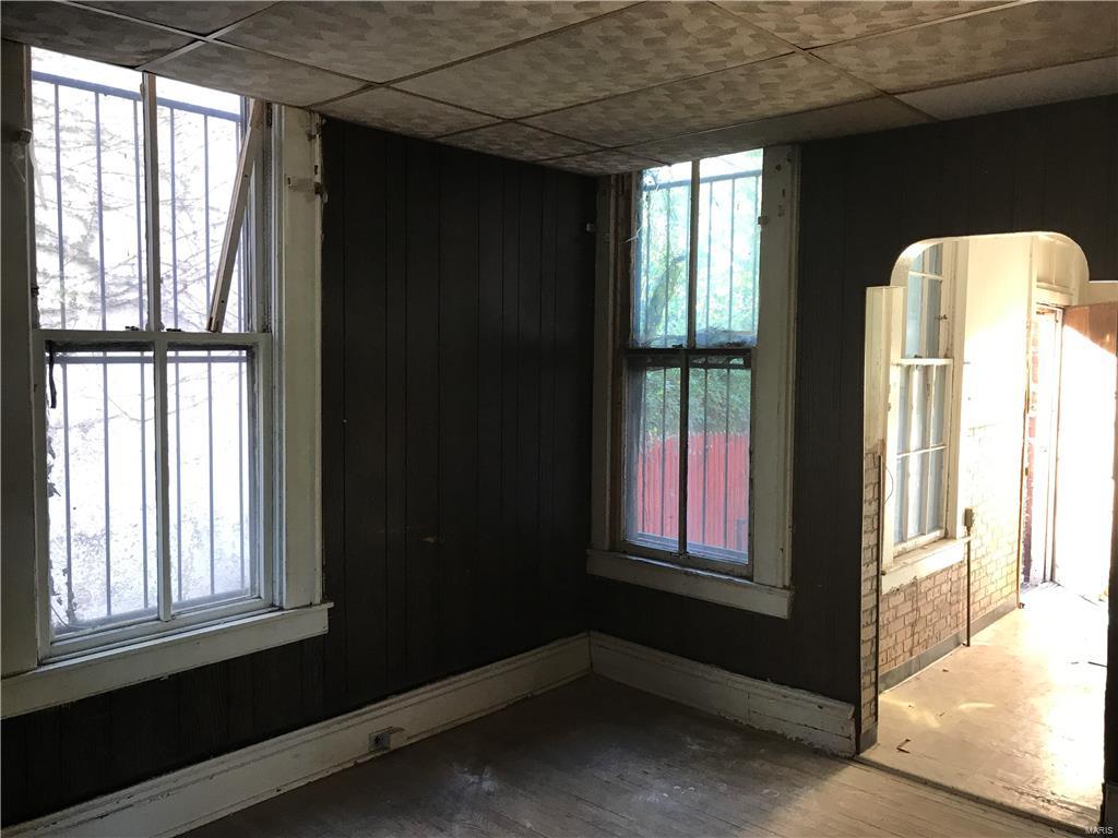 St Louis University Tr Add - Residential