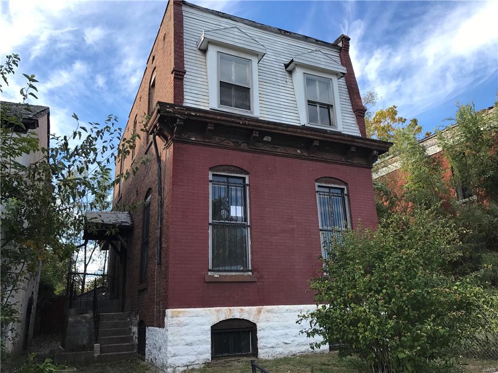 St Louis University Tr Add - Residential