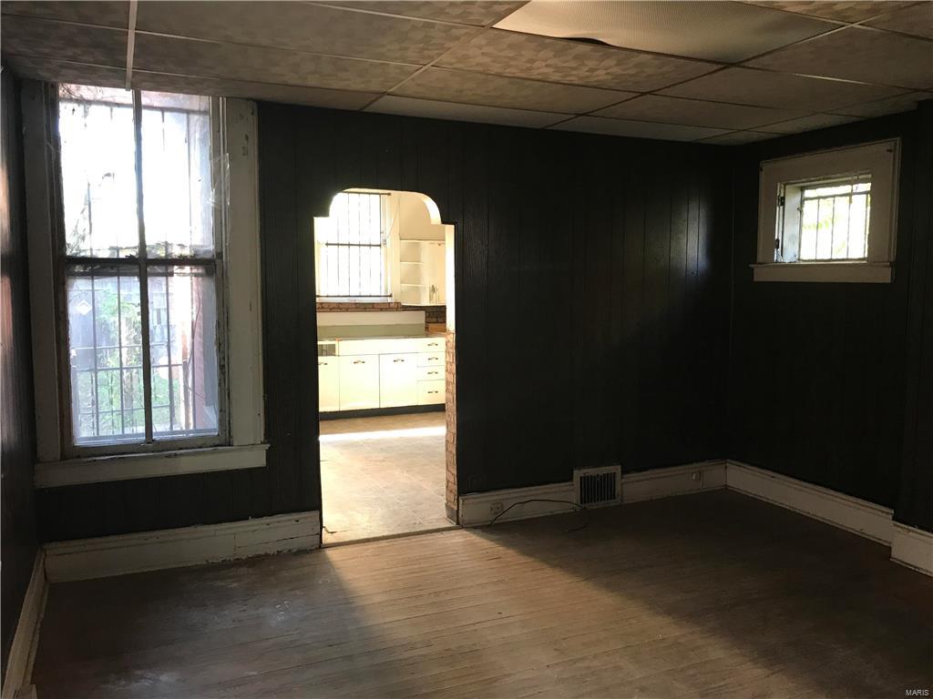 St Louis University Tr Add - Residential