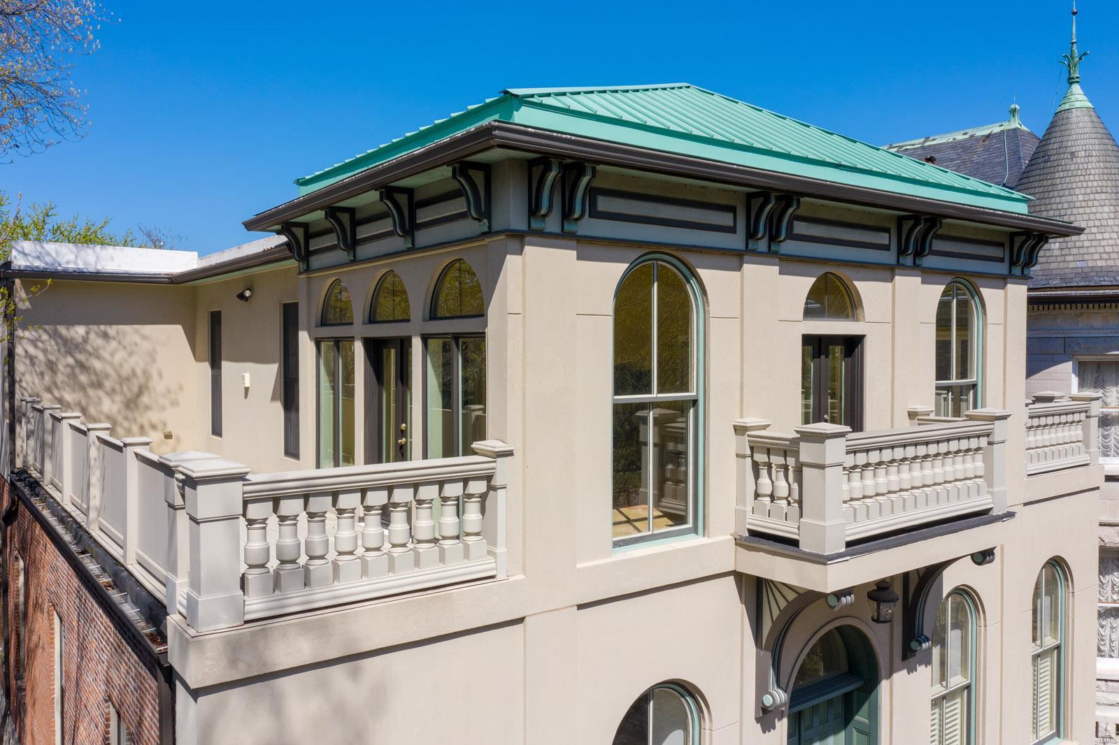 Lafayette Square - Residential