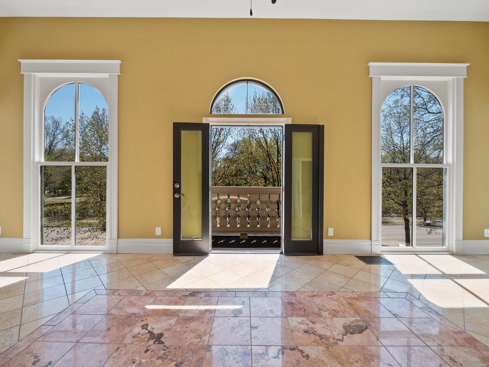 Lafayette Square - Residential