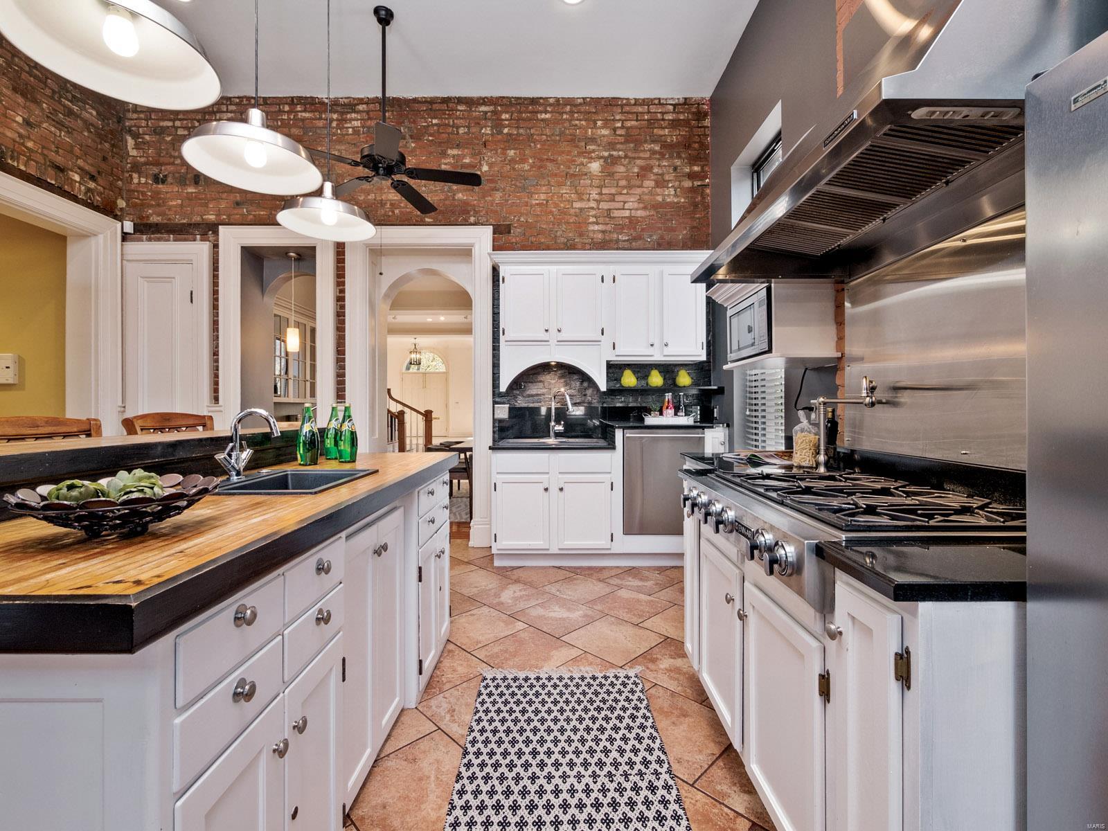 Lafayette Square - Residential