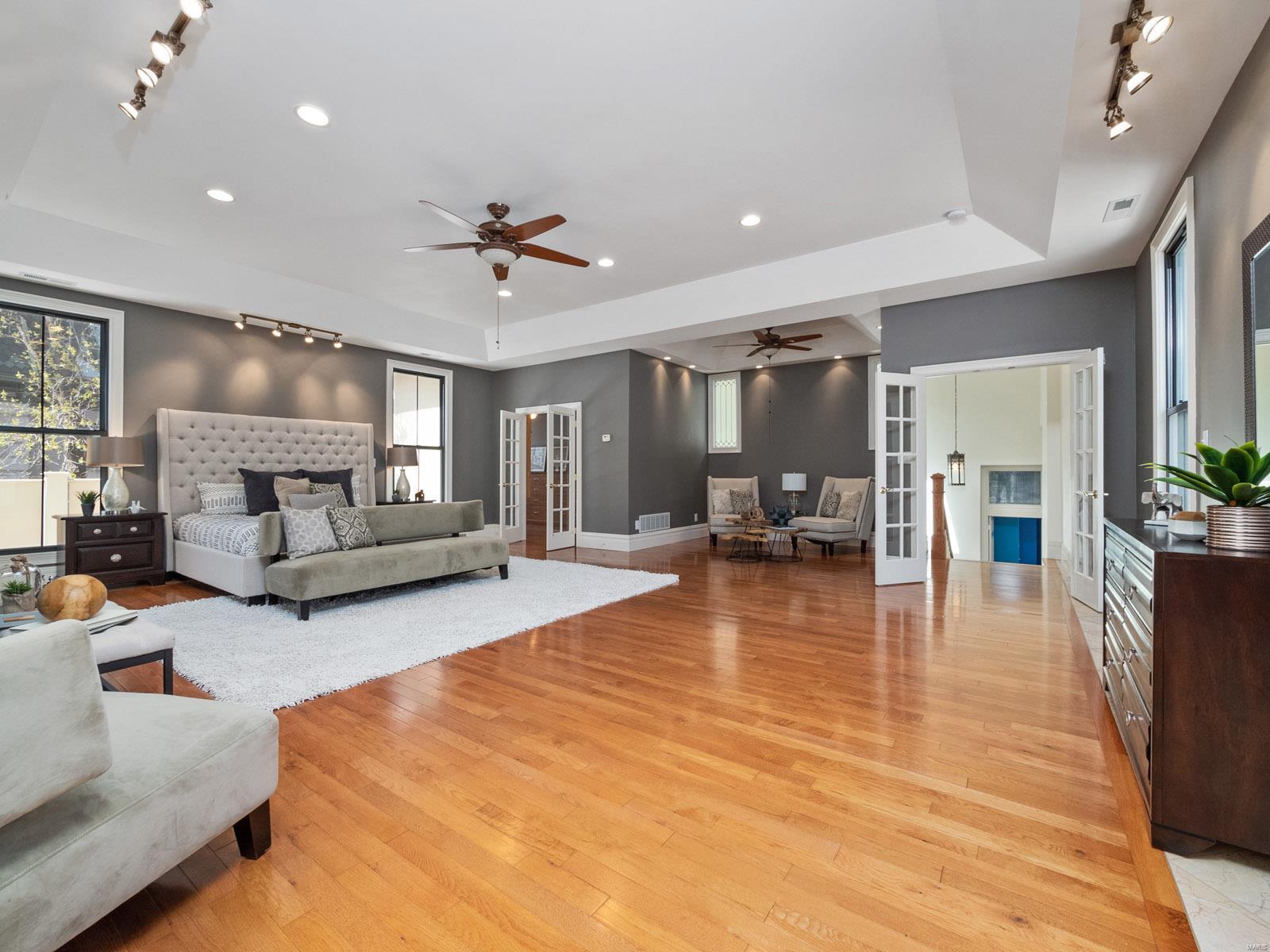 Lafayette Square - Residential