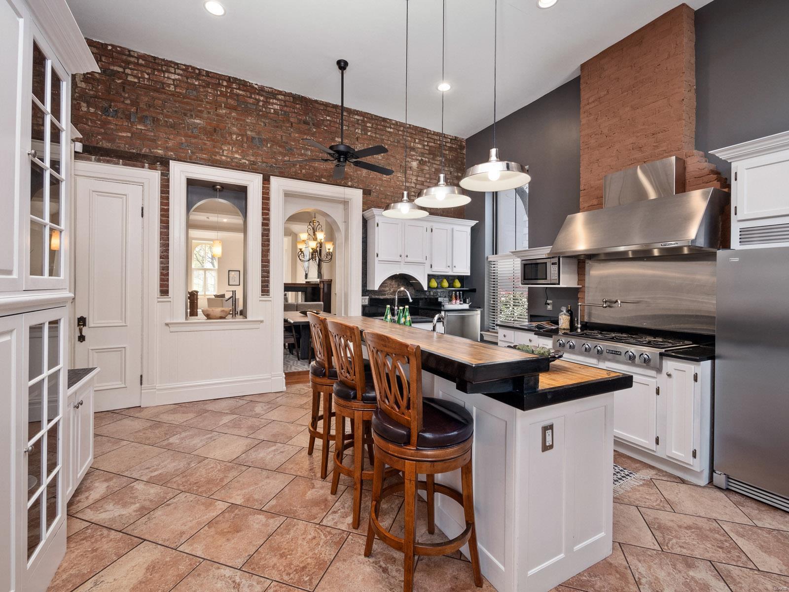 Lafayette Square - Residential