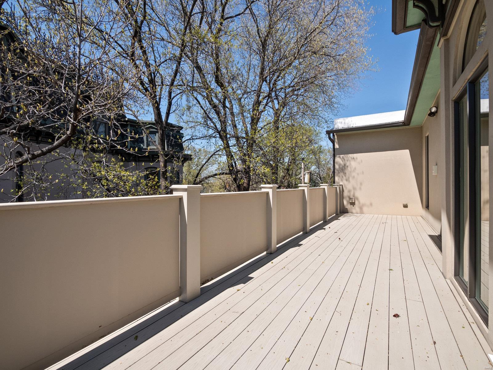 Lafayette Square - Residential