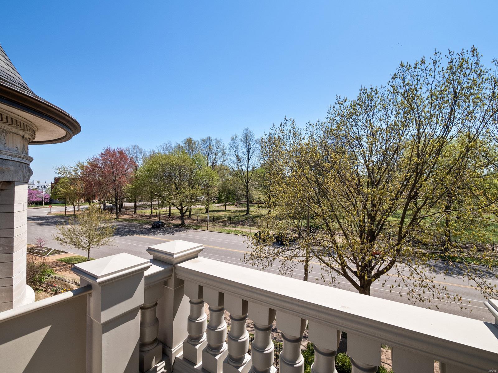 Lafayette Square - Residential