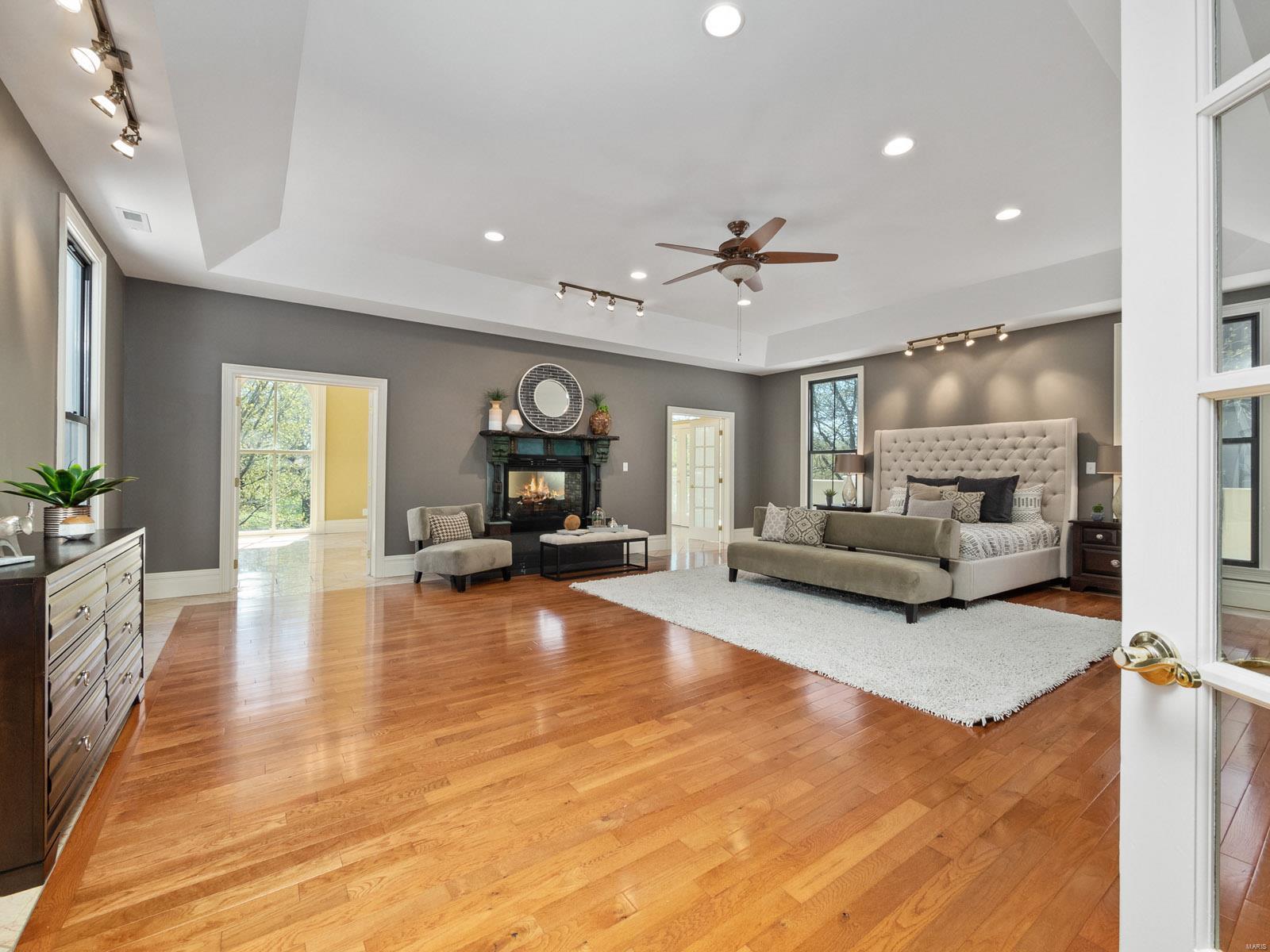 Lafayette Square - Residential