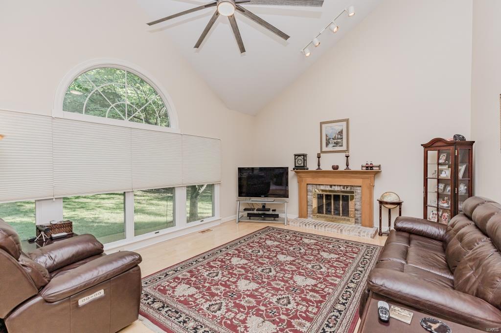 Turnberry Place - Residential