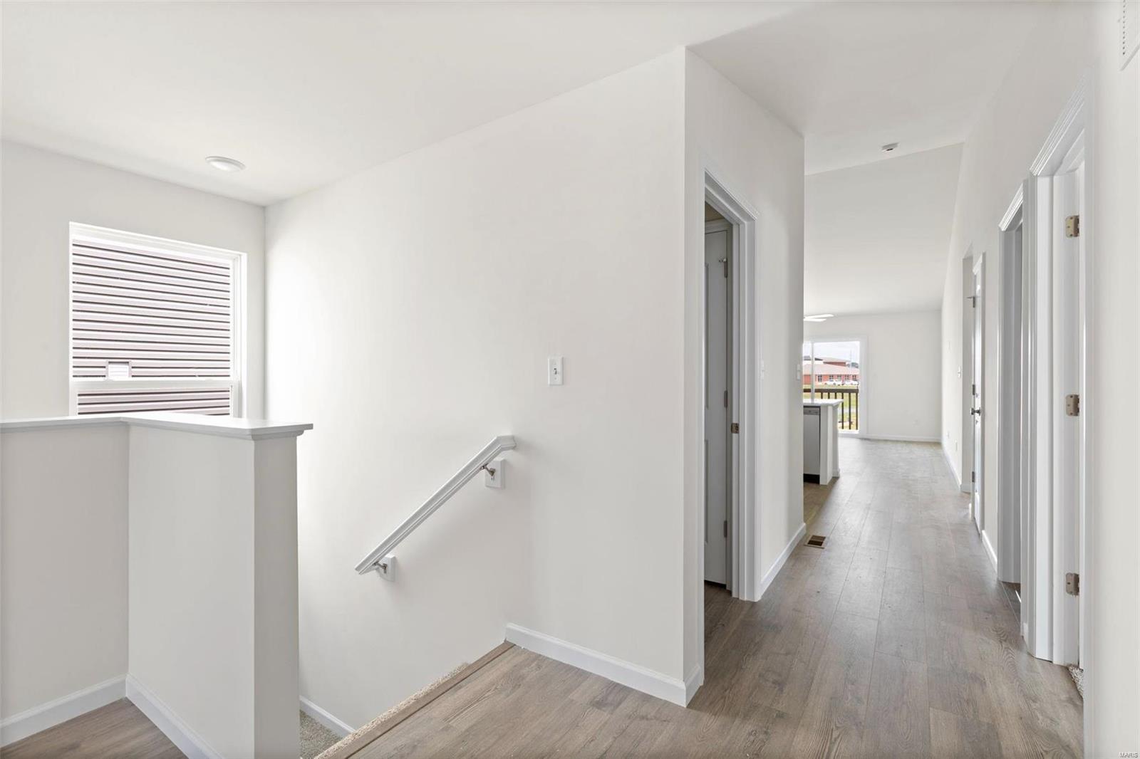 863 Woodbridge Way