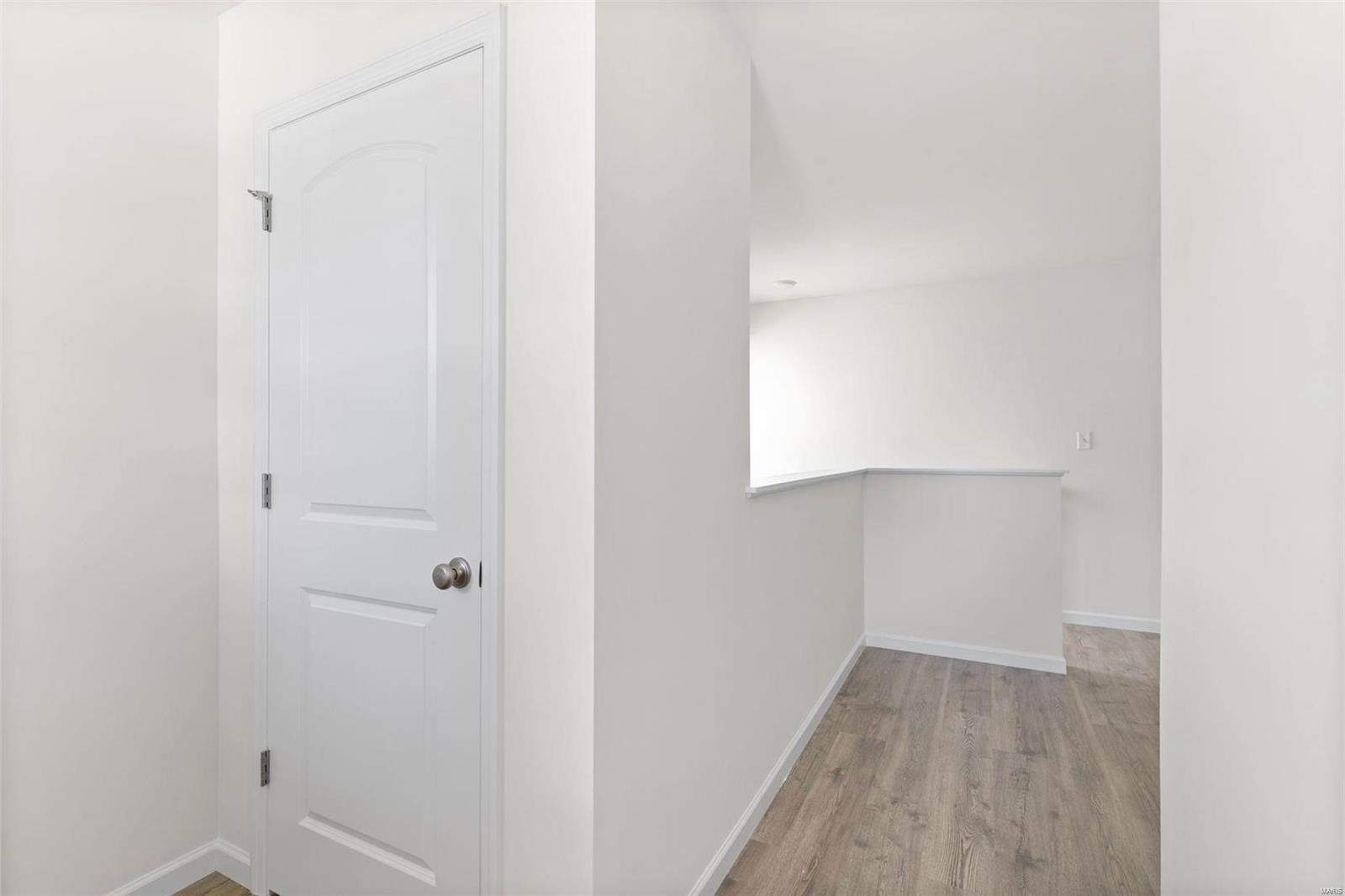 863 Woodbridge Way